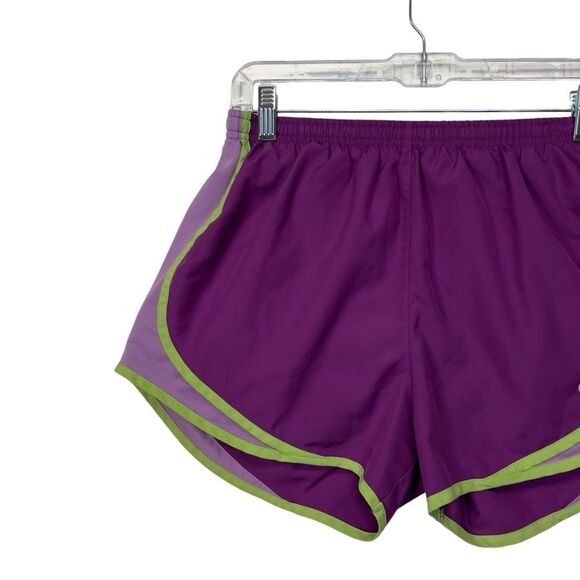 Purple green Nike Dri-Fit medium shorts embroidered swoosh - Picture 3 of 12